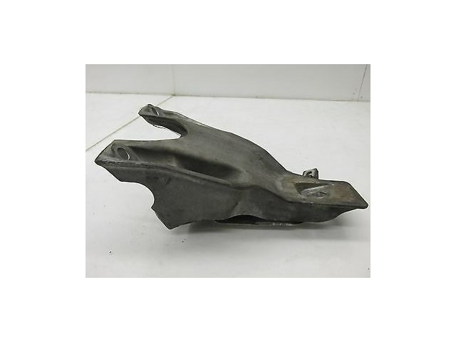 2006-2007 BMW 530I E60 OEM RIGHT FRONT ENGINE MOTOR MOUNT SUPPORT BRACKET