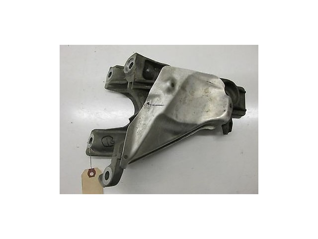 2006-2007 BMW 530I E60 OEM RIGHT FRONT ENGINE MOTOR MOUNT SUPPORT BRACKET