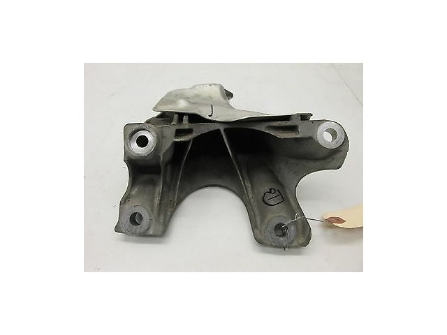 2006-2007 BMW 530I E60 OEM RIGHT FRONT ENGINE MOTOR MOUNT SUPPORT BRACKET
