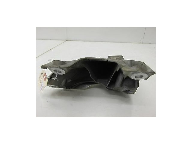 2006-2007 BMW 530I E60 OEM RIGHT FRONT ENGINE MOTOR MOUNT SUPPORT BRACKET