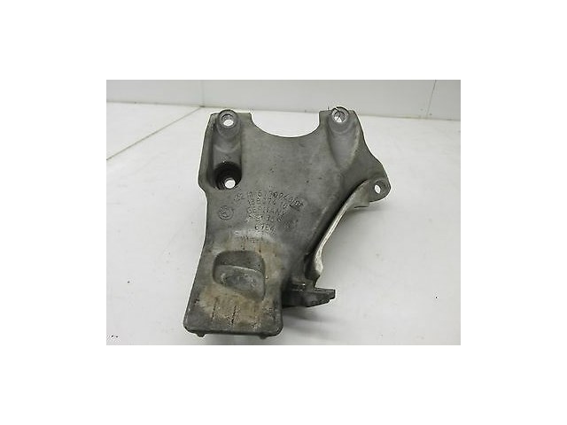 2006-2007 BMW 530I E60 OEM RIGHT FRONT ENGINE MOTOR MOUNT SUPPORT BRACKET