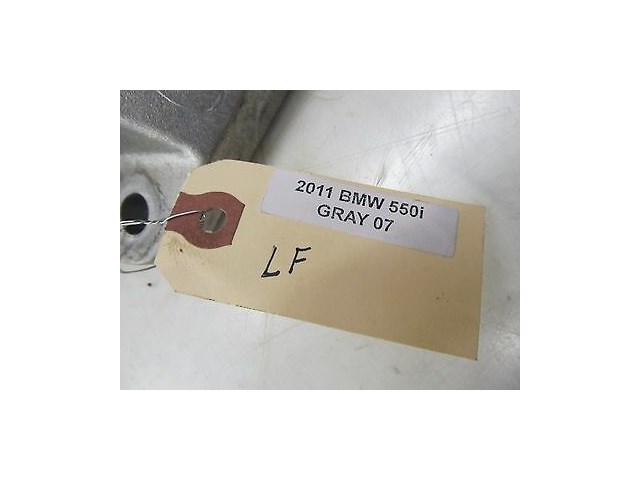 2011-2013 BMW 550i F10 N63 OEM LEFT SIDE OF ENGINE MOTOR MOUNT SUPPORT BRACKET