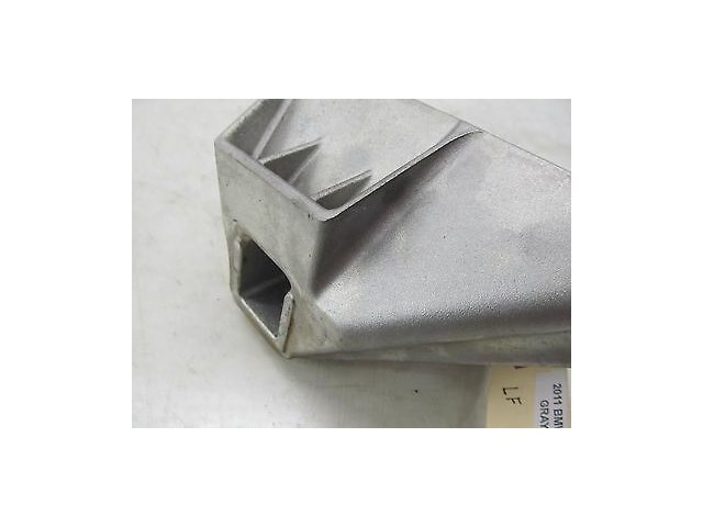 2011-2013 BMW 550i F10 N63 OEM LEFT SIDE OF ENGINE MOTOR MOUNT SUPPORT BRACKET
