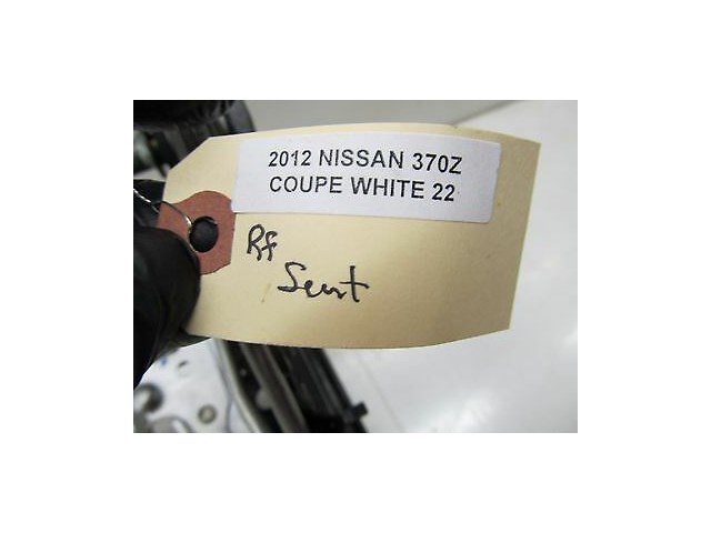 2009-2012 NISSAN 370Z COUPE OEM RIGHT FRONT PASSENGER'S SIDE MANUAL SEAT TRACK