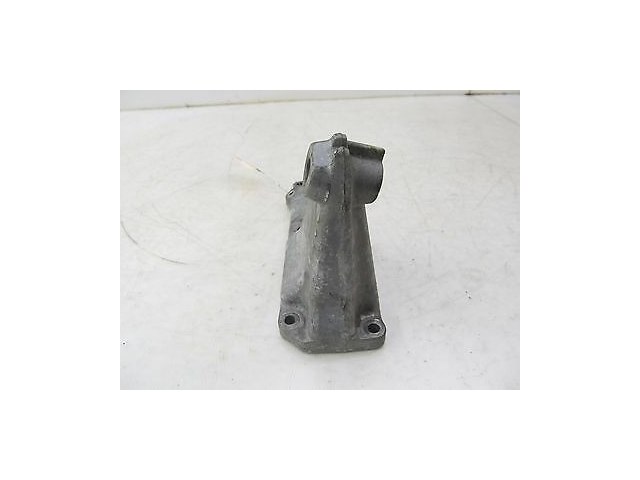 2004-2005 MERCEDES BENZ CLK500 W209 OEM LEFT FRONT MOTOR MOUNT BRACKET