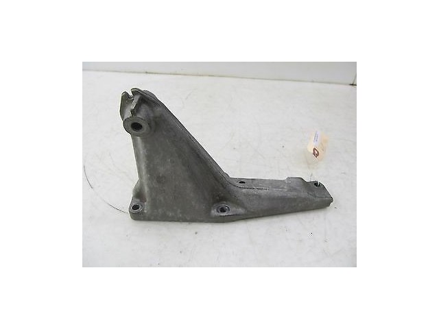 2004-2005 MERCEDES BENZ CLK500 W209 OEM LEFT FRONT MOTOR MOUNT BRACKET