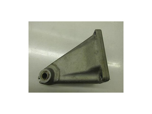 2003-2005 MERCEDES E320 WAGON W211 OEM RIGHT FRONT ENGINE MOTOR MOUNT BRACKET