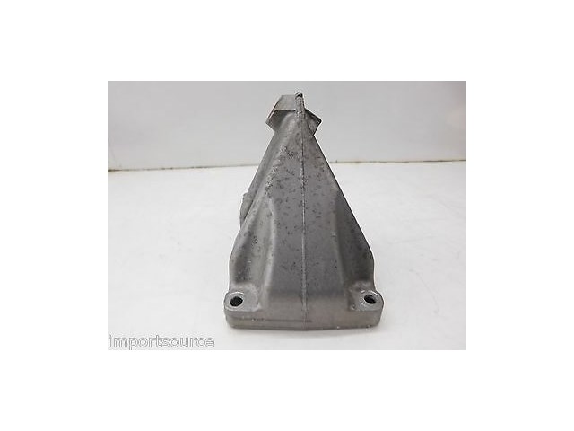 2007-2009 MERCEDES S550 W221 OEM LEFT FRONT ENGINE MOTOR MOUNT BRACKET