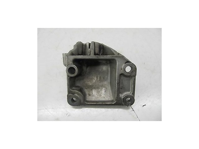 2003-2005 NISSAN 350Z COUPE OEM LEFT FRONT ENGINE MOTOR MOUNT SUPPORT BRACKET