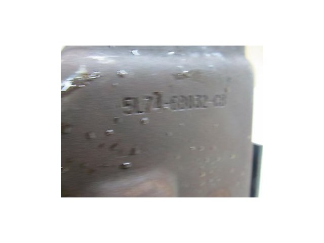 2003-2006 FORD EXPEDITION OEM LEFT FRONT ENGINE MOTOR MOUNT BRACKET 5L746B032-CB