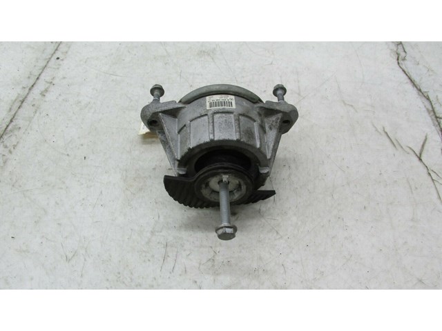 2012-2015 MERCEDES C250 COUPE W204 OEM 1.8L ENGINE LEFT FRONT MOTOR MOUNT 