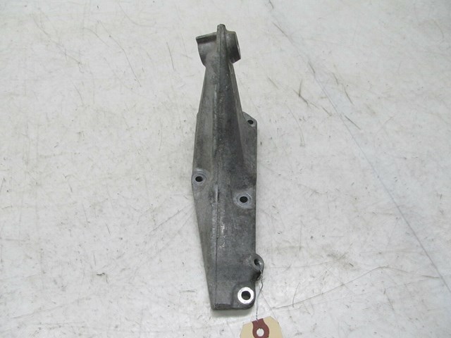  2003-2006 MERCEDES E500 W211 OEM LEFT FRONT ENGINE MOTOR MOUNT BRACKET 