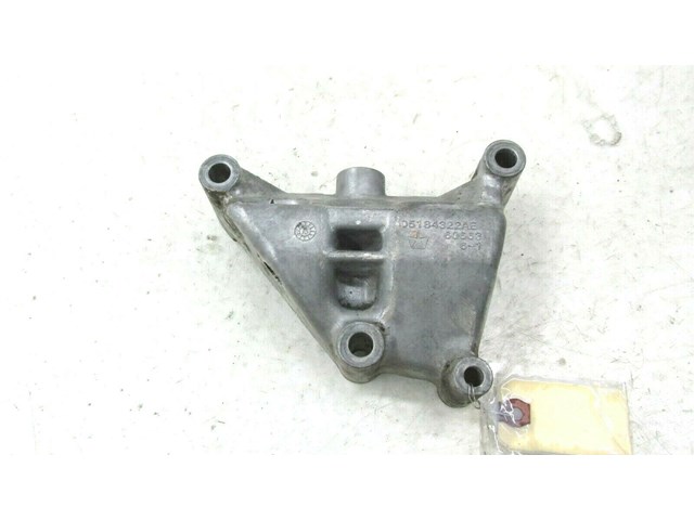2011-2018 DODGE JOURNEY OEM 3.6L RIGHT FRONT MOTOR MOUNT BRACKET   