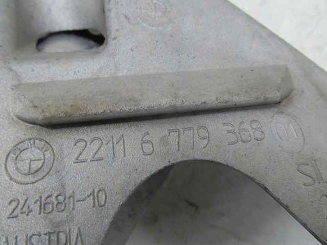  2009-2013 BMW 328i E93 E92 LCI OEM RIGHT FRONT ENGINE MOTOR MOUNT BRACKET 