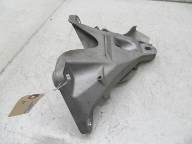  2009-2013 BMW 328i E93 E92 LCI OEM RIGHT FRONT ENGINE MOTOR MOUNT BRACKET 