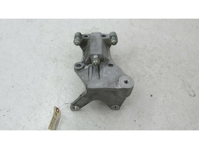 2013-2018 INFINITI QX60 JX35 OEM 3.5L ENGINE RIGHT FRONT MOTOR MOUNT BRACKET   