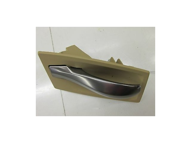 2006-2007 BMW 530XI WAGON E61 OEM RIGHT FRONT PASSENGER'S INTERIOR DOOR HANDLE