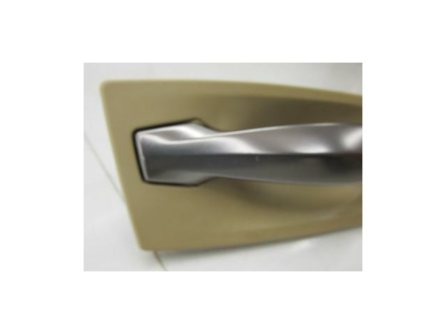 2006-2007 BMW 530XI WAGON E61 OEM RIGHT FRONT PASSENGER'S INTERIOR DOOR HANDLE