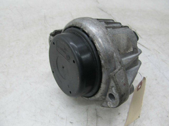 2007-2010 BMW 328xi E90 OEM RIGHT FRONT ENGINE MOTOR MOUNT 