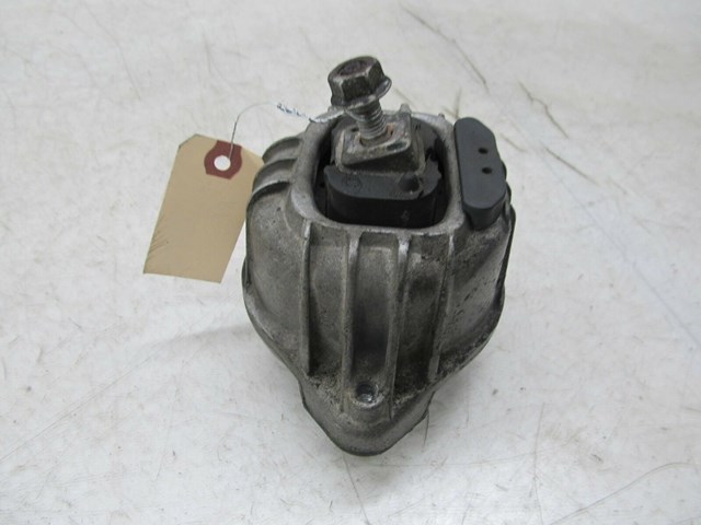 2007-2010 BMW 328xi E90 OEM RIGHT FRONT ENGINE MOTOR MOUNT 