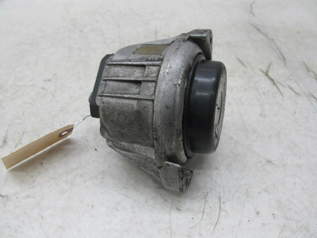 2007-2010 BMW 328xi E90 OEM LEFT FRONT ENGINE MOTOR MOUNT 