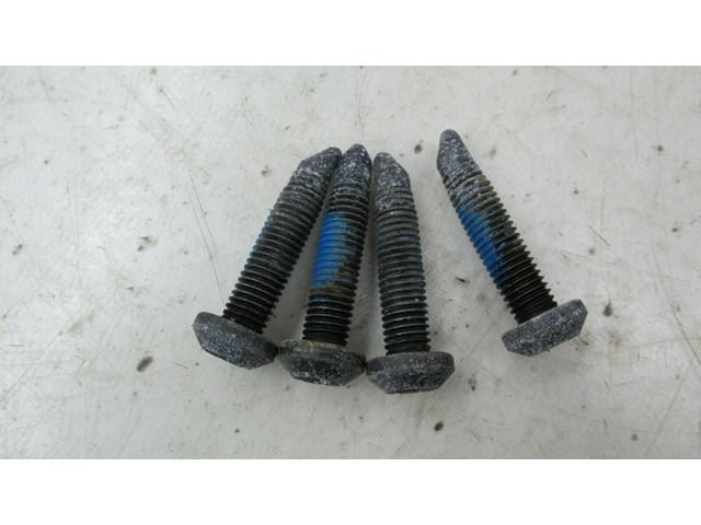 2017-2019 BUICK LACROSSE OEM RIGHT FRONT PASSENGER SEAT TRACK MOUNTING BOLTS 