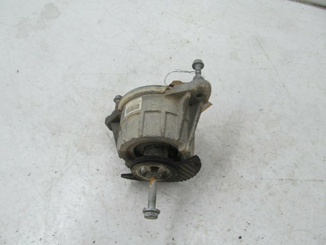 2012-2015 MERCEDES C350 COUPE OEM LEFT FRONT ENGINE MOTOR MOUNT A 204 240 43 17