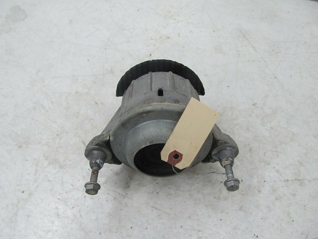 2012-2015 MERCEDES C350 COUPE OEM LEFT FRONT ENGINE MOTOR MOUNT A 204 240 43 17
