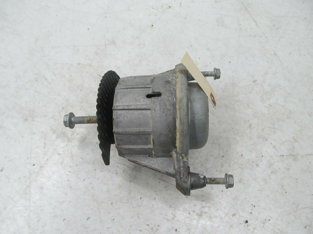 2012-2015 MERCEDES C350 COUPE OEM LEFT FRONT ENGINE MOTOR MOUNT A 204 240 43 17