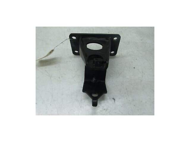 2004-2007 INFINITI QX56 OEM RIGHT FRONT ENGINE MOTOR MOUNT SUPPORT BRACKET