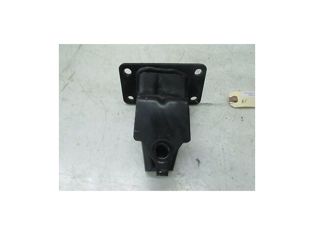 2004-2007 INFINITI QX56 OEM RIGHT FRONT ENGINE MOTOR MOUNT SUPPORT BRACKET