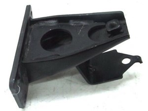 2004-2007 INFINITI QX56 OEM RIGHT FRONT ENGINE MOTOR MOUNT SUPPORT BRACKET