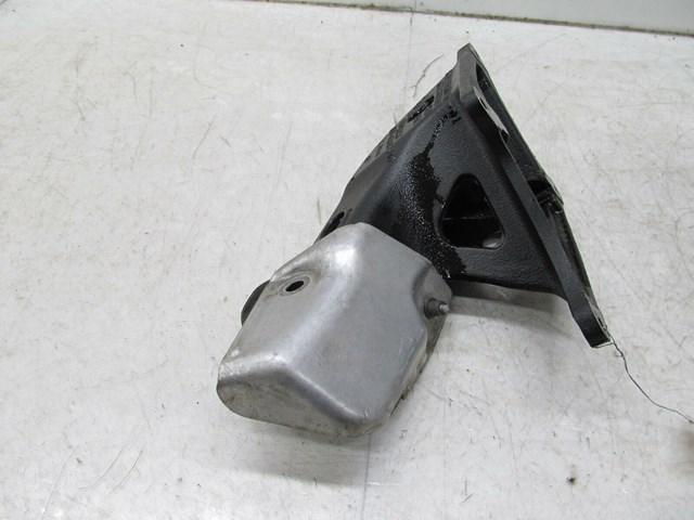  2003-2006 RANGE ROVER HSE OEM LEFT FRONT ENGINE MOTOR MOUNT SUPPORT BRACKET 