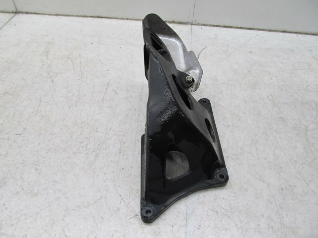  2003-2006 RANGE ROVER HSE OEM LEFT FRONT ENGINE MOTOR MOUNT SUPPORT BRACKET 