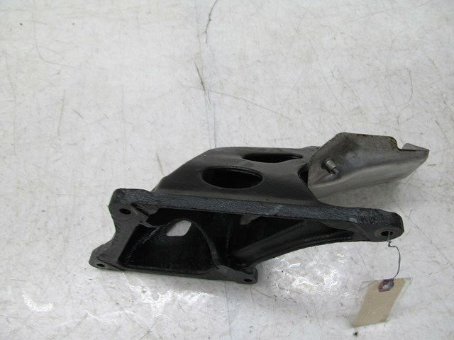  2003-2006 RANGE ROVER HSE OEM LEFT FRONT ENGINE MOTOR MOUNT SUPPORT BRACKET 
