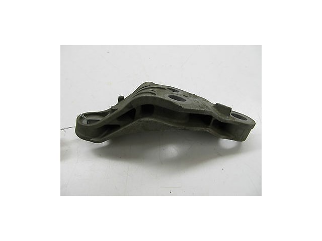 2004-2006 AUDI A8 L QUATTRO D3 OEM RIGHT FRONT ENGINE MOTOR MOUNT BRACKET