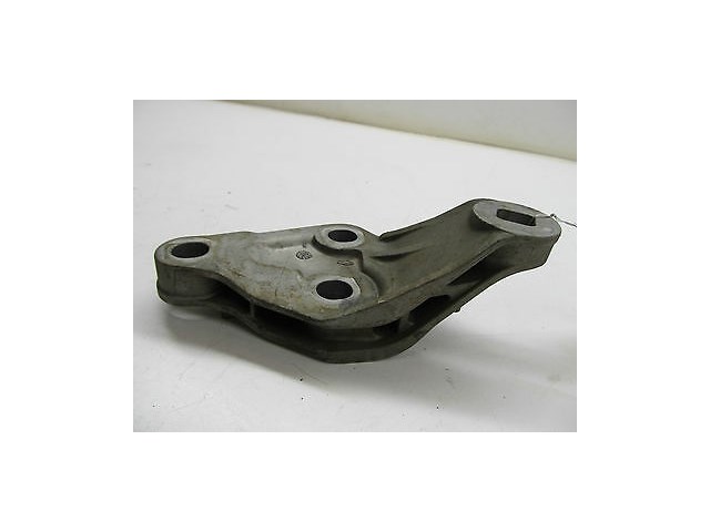 2004-2006 AUDI A8 L QUATTRO D3 OEM RIGHT FRONT ENGINE MOTOR MOUNT BRACKET