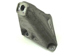  2004-2006 AUDI A8 L QUATTRO D3 OEM LEFT SIDE FRONT MOTOR MOUNT BRACKET