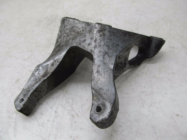 2004-2008 AUDI A8L W12 OEM RIGHT FRONT ENGINE MOTOR MOUNT 4E0 199 370