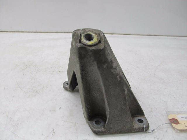 2004-2008 AUDI A8L W12 OEM LEFT FRONT ENGINE MOTOR MOUNT 4E0 199 307