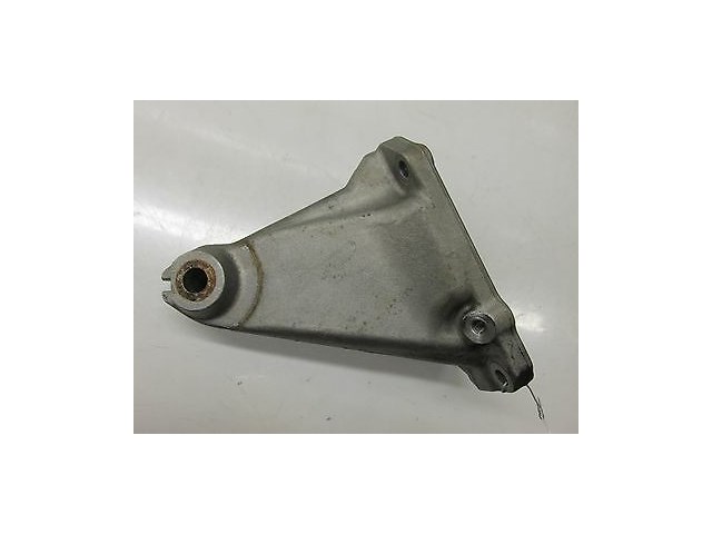 2003-2005 MERCEDES E320 WAGON W211 OEM LEFT FRONT ENGINE MOTOR MOUNT BRACKET