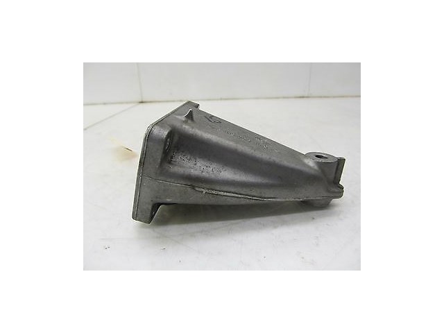 2003-2006 MERCEDES BENZ SL500R R230 OEM RIGHT FRONT ENGINE MOTOR MOUNT BRACKET 