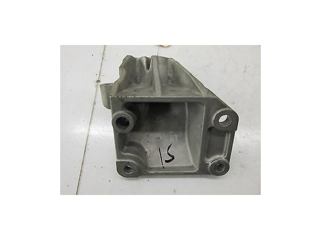 2004-2005 NISSAN 350Z ROADSTER OEM LEFT FRONT ENGINE MOTOR MOUNT SUPPORT BRACKET