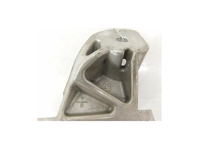 2006-2008 NISSAN 350Z COUPE OEM RIGHT FRONT ENGINE MOTOR MOUNT BRACKET