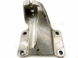 2006-2008 NISSAN 350Z COUPE OEM RIGHT FRONT ENGINE MOTOR MOUNT BRACKET