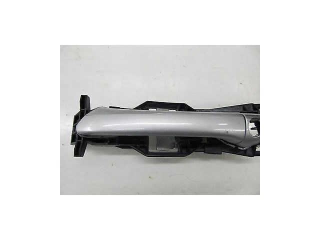 2004-2005 MERCEDES BENZ CLK500 W209 OEM LEFT FRONT SIDE EXTERIOR DOOR HANDLE