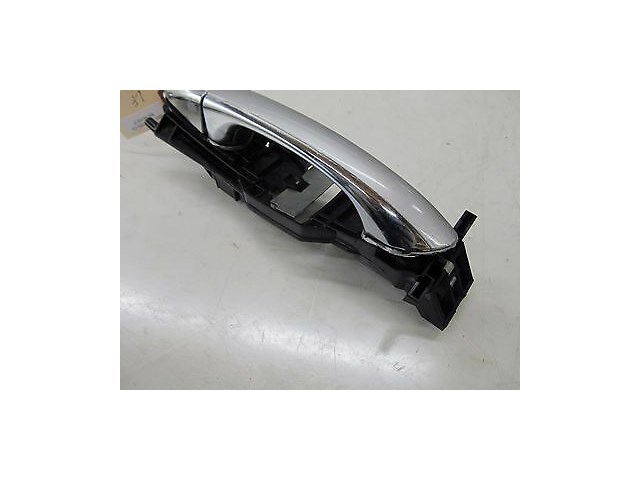 2004-2005 MERCEDES BENZ CLK500 W209 OEM LEFT FRONT SIDE EXTERIOR DOOR HANDLE