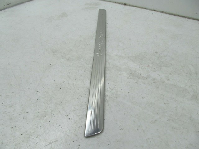 2012-2015 MERCEDES C350 COUPE OEM RIGHT FRONT PASSENGER SIDE SILL SCUFF TRIM 