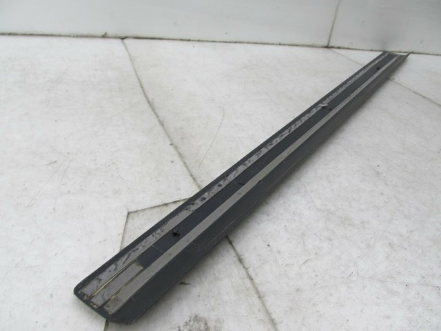 2005-2008 AUDI A6 C6 OEM RIGHT FRONT SCUFF STEP SILL COVER 