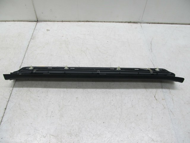 2001-2006 LEXUS LS430 OEM RIGHT FRONT DOOR SCUFF PLATE KICKER PANEL 